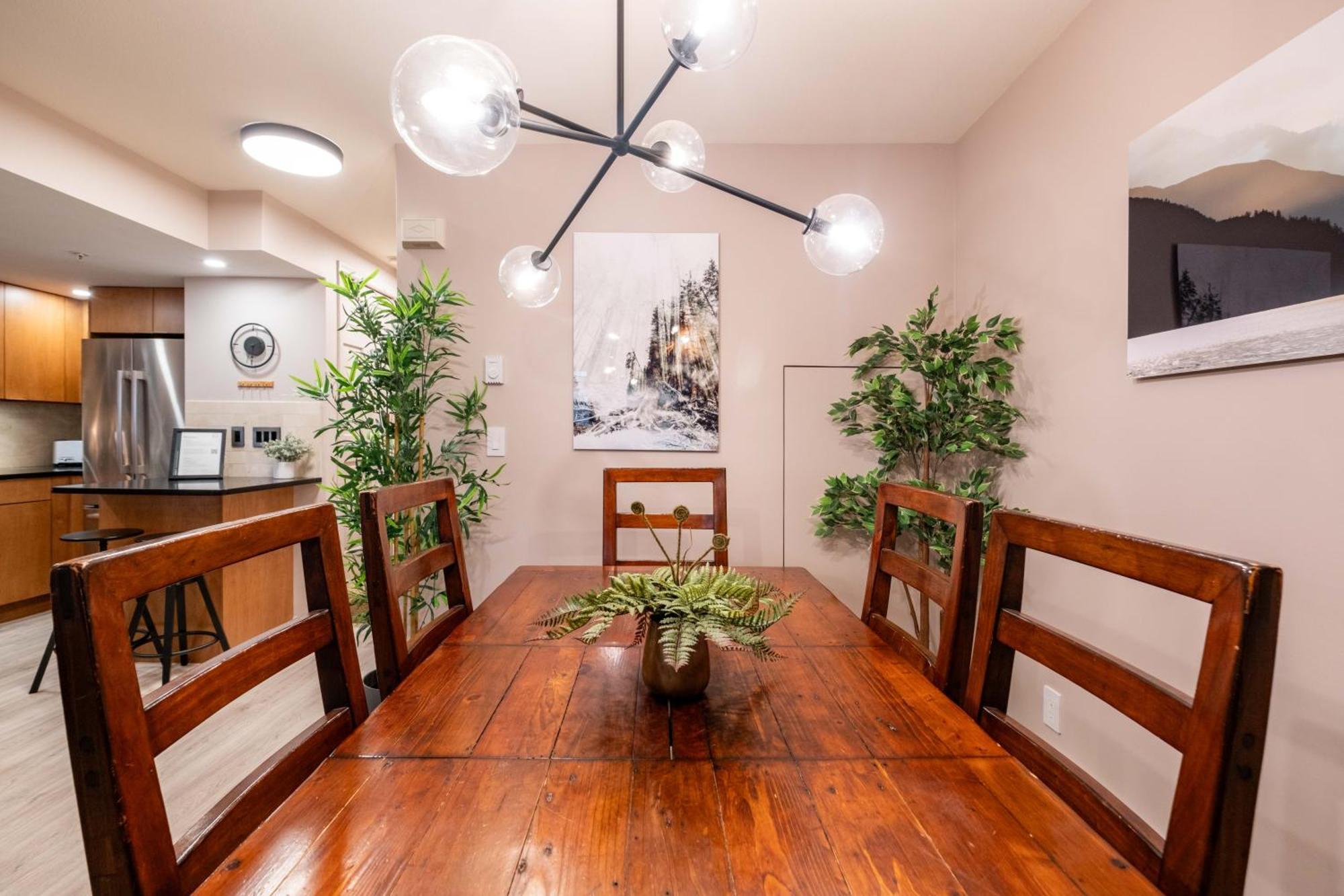 Sunpath By Outpost Whistler Villa Ngoại thất bức ảnh