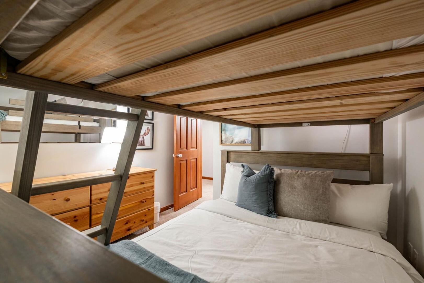 Sunpath By Outpost Whistler Villa Ngoại thất bức ảnh