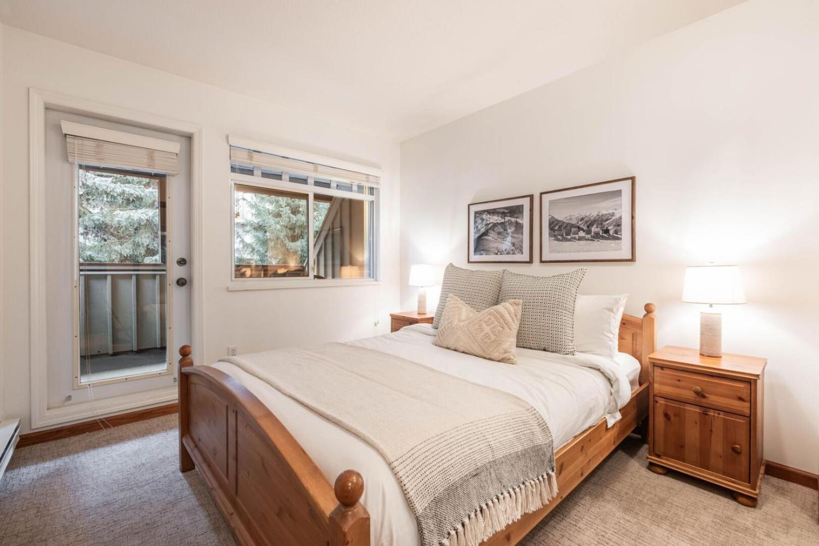 Sunpath By Outpost Whistler Villa Ngoại thất bức ảnh